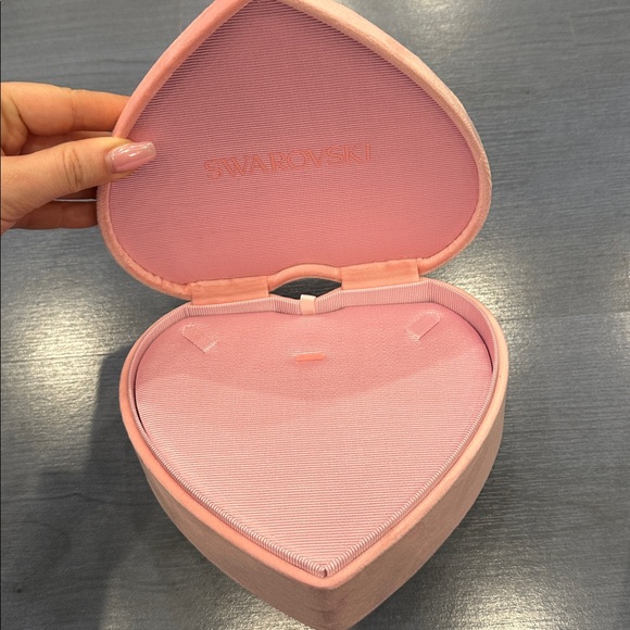 Swarovski Pink Heart-Shaped JEWELRY Box - Picture 2 of 5